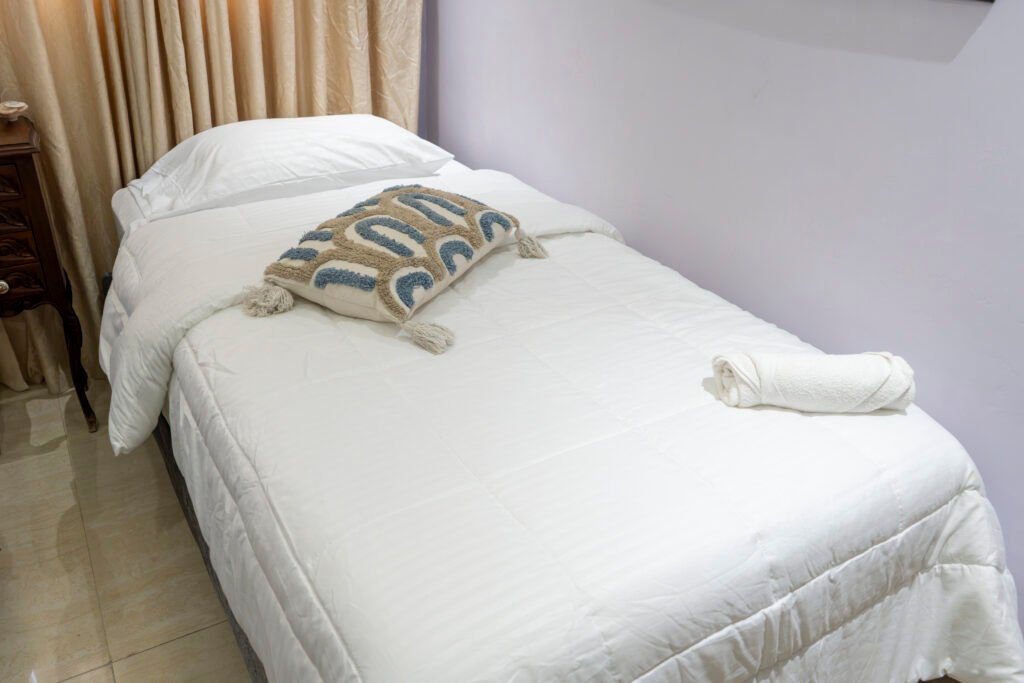 Cama sencilla auxiliar de la habitación Caribe