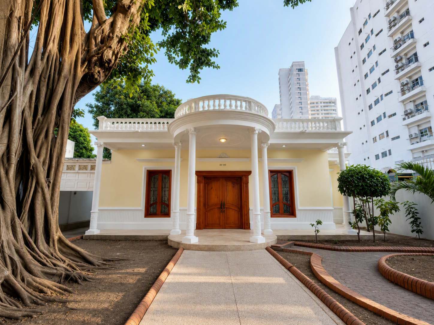 Fachada de la casa republicana del hotel Rey Colonial 1910